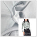 gefärbte glänzende Polyester Satin für Frauen shirts